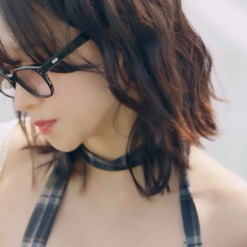 《嘘, 美女拍摄中》中文版